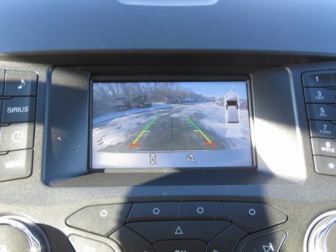 Used 2017 Ford Edge SEL image 22