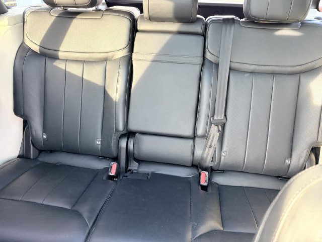 Used 2023 Land Rover Range Rover SE AWD/4WD image 8