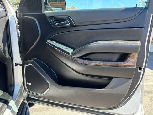 Used 2020 Chevrolet Suburban LT AWD/4WD image 22
