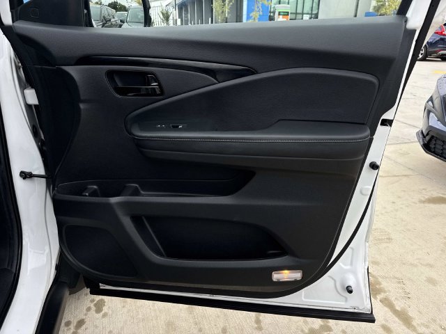Certified 2023 Honda Passport Elite image 14