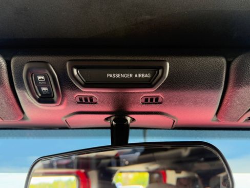 Used 2020 Jeep Wrangler Unlimited Sahara w/ Cold Weather Group image 22