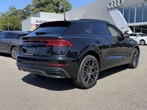Used 2023 Audi Q8 Premium Plus w/ Premium Plus Package AWD/4WD image 5