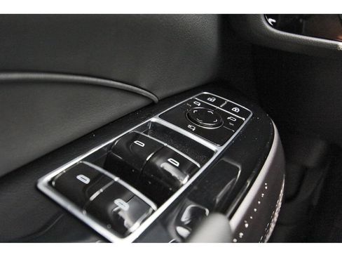 New 2026 Cadillac Lyriq Luxury AWD/4WD image 15
