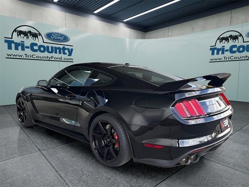 Used 2019 Ford Mustang Shelby GT350R w/ GT350R Equipment Group 920A image 5