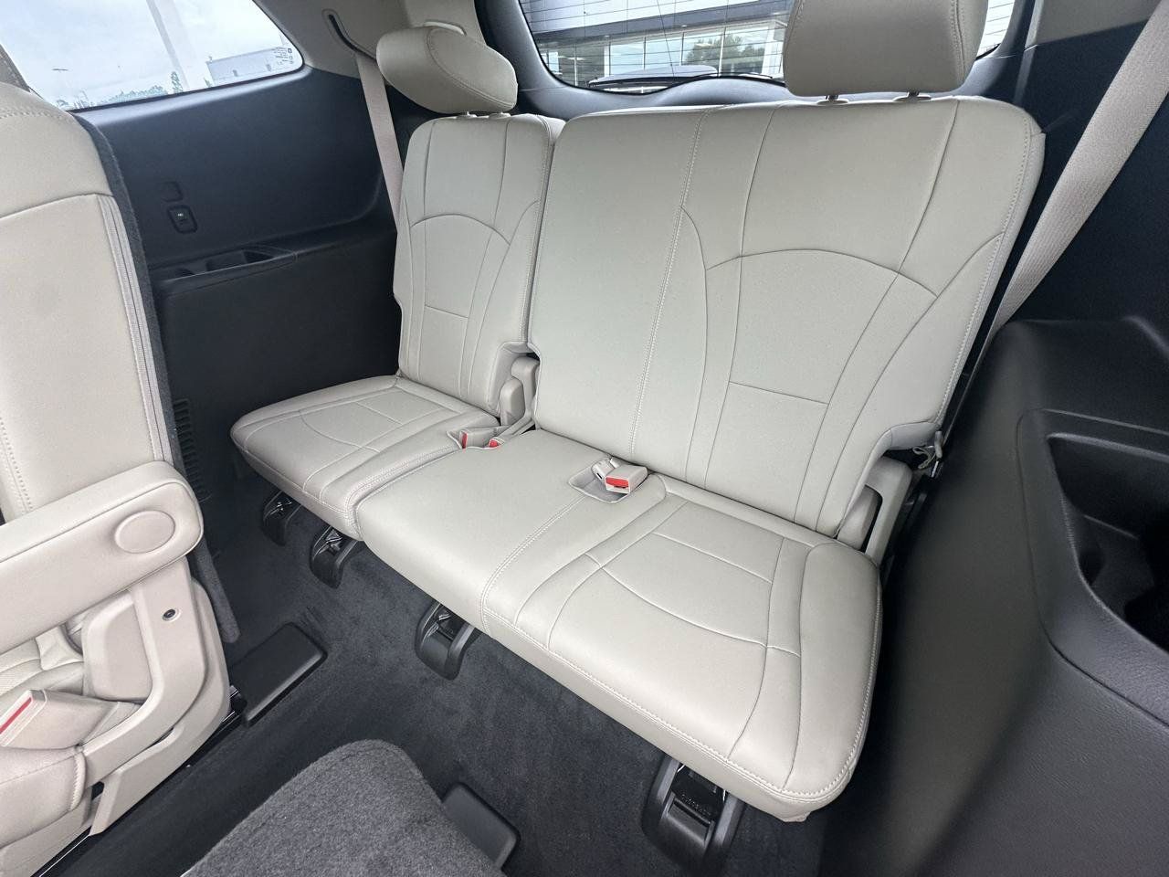 Used 2021 Buick Enclave Premium w/ Sun and Sites Package FWD image 32