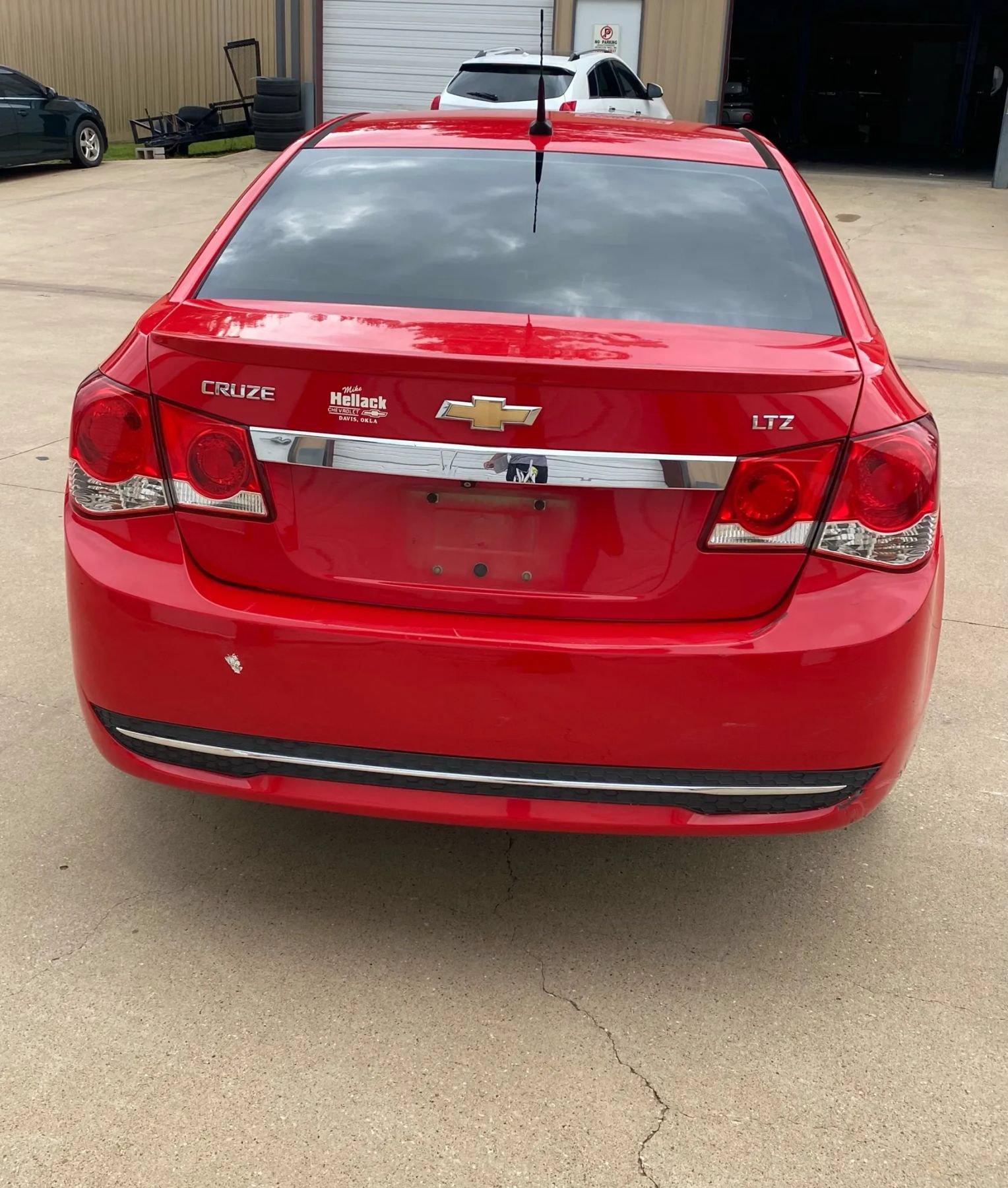 Used 2014 Chevrolet Cruze LTZ w/ RS Package FWD image 11