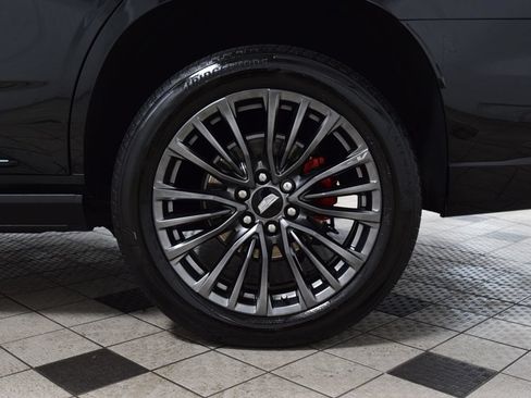 Used 2023 Cadillac Escalade V AWD/4WD image 28