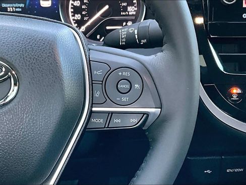 Used 2024 Toyota Camry XLE image 24