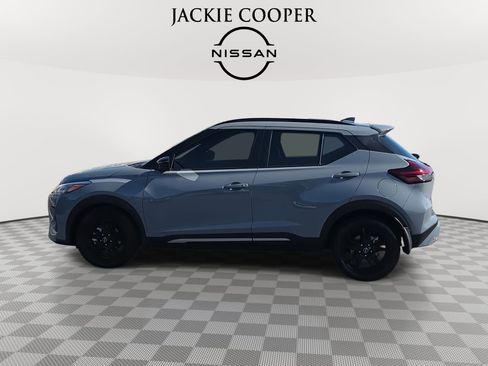 Certified 2024 Nissan Kicks SR w/ SR Premium Package image 8