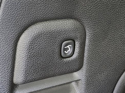 Used 2021 Jeep Grand Cherokee Limited AWD/4WD image 33