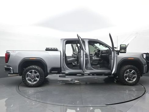 Used 2025 GMC Sierra 2500 SLT w/ SLT Premium Package AWD/4WD image 32