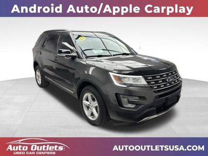 Used 2017 Ford Explorer XLT w/ Equipment Group 202A