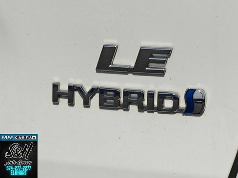 Used 2022 Toyota RAV4 LE AWD/4WD image 20