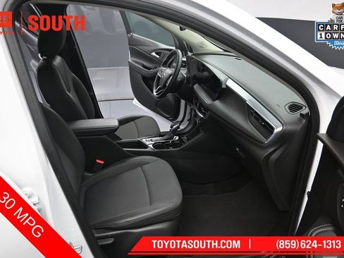 Used 2025 Buick Encore GX Preferred FWD image 26