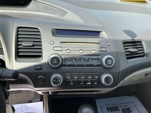 Used 2010 Honda Civic LX image 28