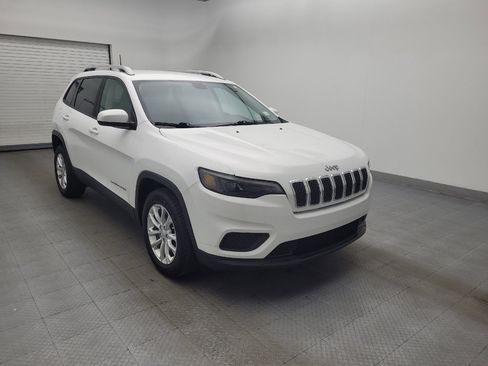 Used 2020 Jeep Cherokee Latitude w/ Cold Weather Group image 13