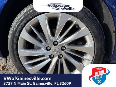 Used 2025 Buick Envision Avenir image 29