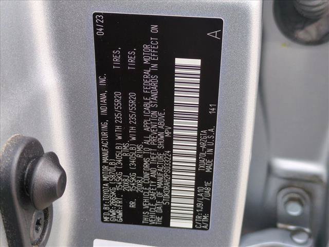 Used 2023 Toyota Highlander Platinum FWD image 25