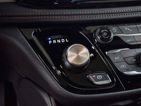 New 2026 Chrysler Pacifica Pinnacle w/ Trailer Tow Group image 20