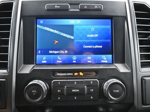 Used 2020 Ford F150 XLT w/ Equipment Group 302A Luxury AWD/4WD image 15