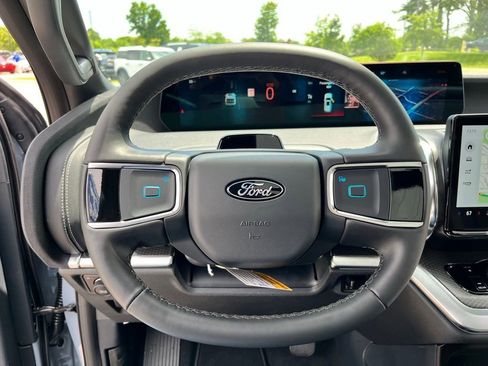 New 2026 Ford Expedition Max Platinum AWD/4WD image 16
