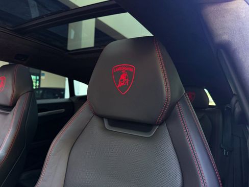 Used 2019 Lamborghini Urus image 20