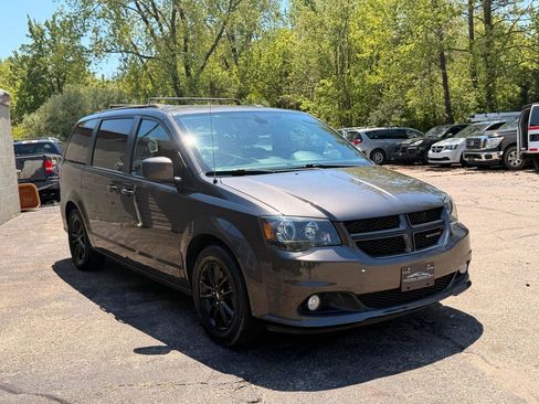 Used 2019 Dodge Grand Caravan GT FWD image 11