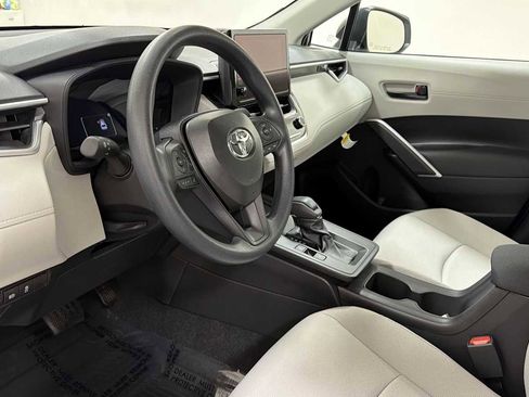 New 2026 Toyota Corolla Cross L image 12
