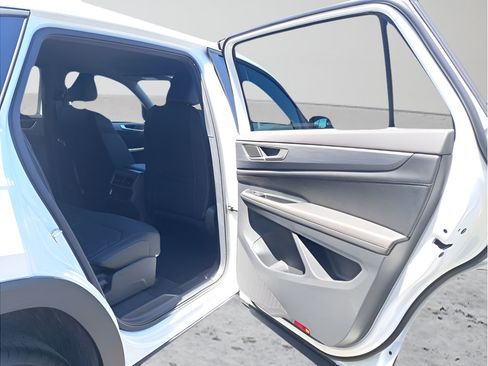 New 2026 Volkswagen Atlas Cross Sport SE AWD/4WD image 27