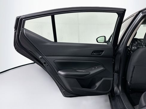 Used 2024 Nissan Altima 2.5 SV image 25