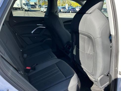 New 2025 Audi Q5 Premium Plus image 23