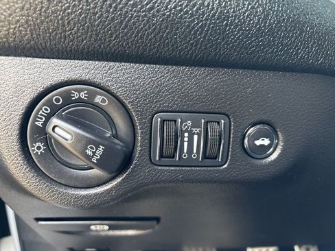 Used 2022 Dodge Challenger R/T RWD image 24