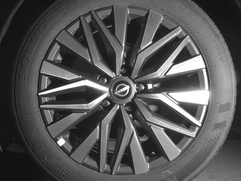 Used 2025 Nissan Altima 2.5 SV image 14