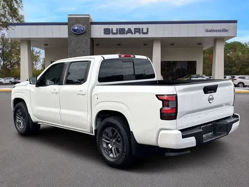 Used 2025 Nissan Frontier SV RWD image 4