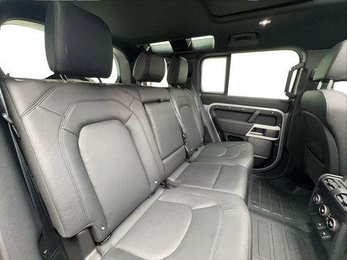 Used 2024 Land Rover Defender 110 S AWD/4WD image 28