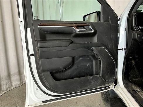 Used 2024 Chevrolet Silverado 1500 LT Trail Boss w/ Protection Package image 21