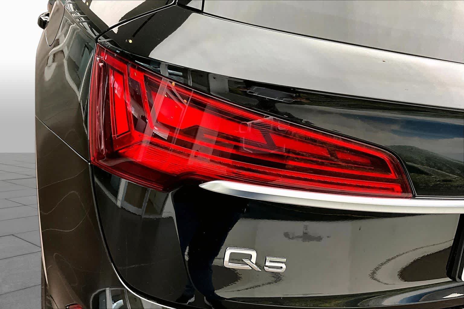 Certified 2025 Audi Q5 e Premium Plus w/ Premium Plus Package AWD/4WD image 28