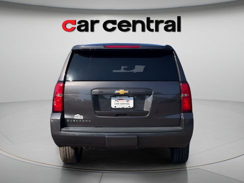 Used 2017 Chevrolet Suburban LT AWD/4WD image 4