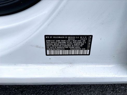 Used 2024 Volkswagen Jetta SE FWD image 32