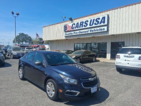 Used 2016 Chevrolet Cruze LS image 11