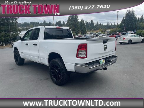 Used 2019 RAM 1500 Tradesman w/ SXT Appearance Group AWD/4WD image 3