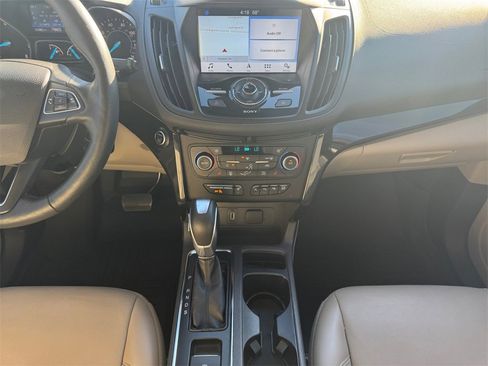 Used 2019 Ford Escape Titanium image 11
