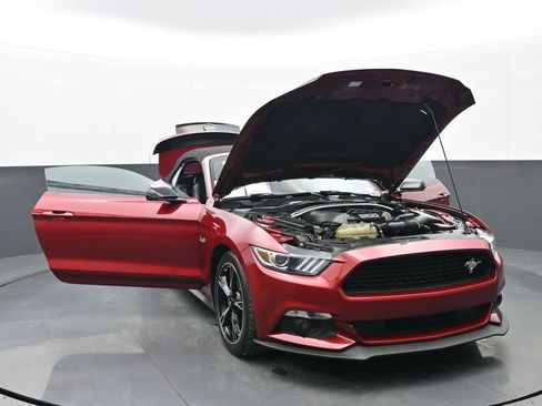 Used 2016 Ford Mustang GT Premium w/ Equipment Group 401A image 42