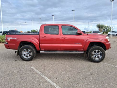 Used 2015 Toyota Tacoma PreRunner w/ TRD Sport Package RWD image 7
