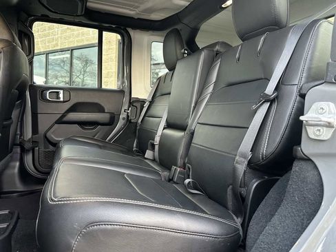 Used 2022 Jeep Wrangler Unlimited Sahara w/ Cold Weather Group image 41