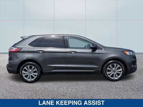 Used 2019 Ford Edge Titanium image 6