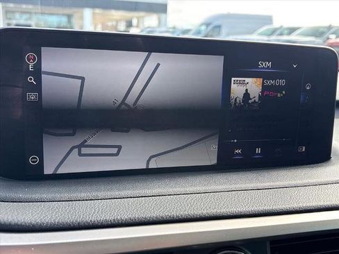 Used 2022 Lexus RX 450h F Sport image 12