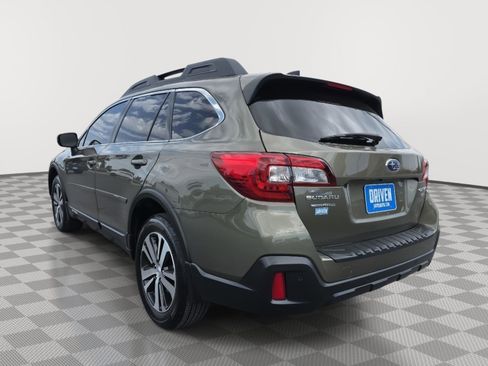 Used 2018 Subaru Outback 3.6R Limited AWD/4WD image 6
