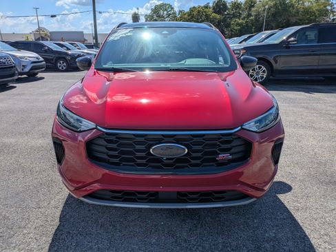 Certified 2023 Ford Escape ST-Line w/ Tech Pack #1 FWD image 9