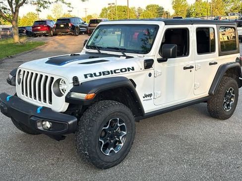 Used 2022 Jeep Wrangler Unlimited Rubicon 4xe w/ Cold Weather Group AWD/4WD image 2